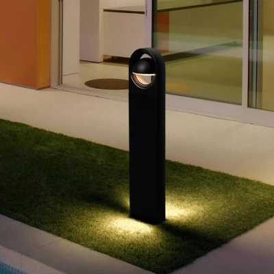 Abbildung von LEDVANCE SMART+ Outdoor WiFi Wegeleuchte 6,7W, 420lm, grau, regulierbares Weißlicht, dimmbar, mit ausrichtbarem Leuchtenkopf, steuerbar per App, kompatibel Amazon, Google und Co.
