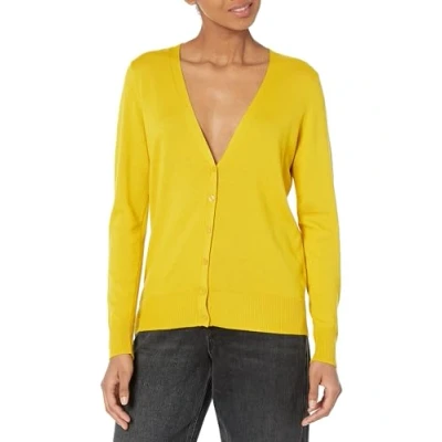 Abbildung von Amazon Essentials Damen Leichter Cardigan mit V Ausschnitt (in Übergröße erhältlich), Dunkelgelb, XXL