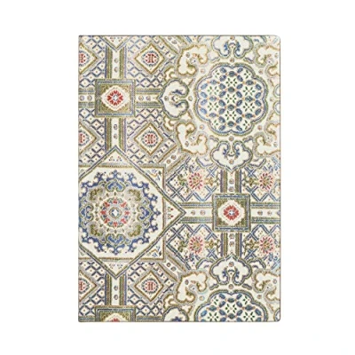 Abbildung von Paperblanks Ashta Sacred Tibetan Textiles Flexi Midi Lined 100 Gsm: softcover, gsm, ribbon marker, memento pouch, book edge printing, no closure (Sared Textiles)