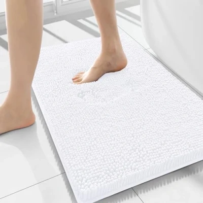 Abbildung von Homaxy rutschfeste Badematte Chenille Badezimmerteppich Mikrofaser Badteppich Saugfähige Hochflor Badvorleger 40 x 60 cm, Weiß