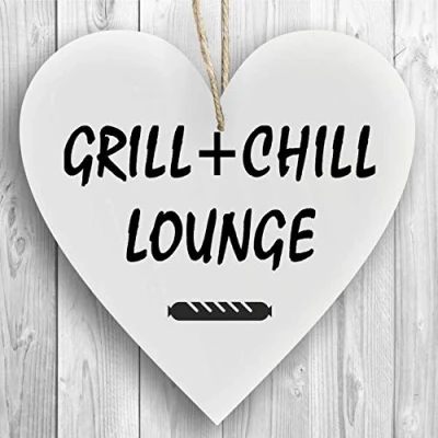 Abbildung von Herzschild Holzherz Holzschild 16 x cm Grill und Chill Lounge weiß Dekoschild Wandschild Schild Holz Garten Grillen Grillschild