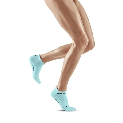 Abbildung von CEP Compression CUT THE RUN Sportsocken, Damen, Größe: 34 36, Light blue