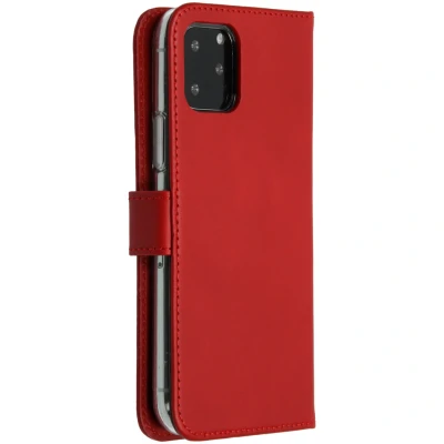 Abbildung von Apple iPhone 11 Pro Hülle Echtleder Selencia Klapphülle Handyhülle Rot