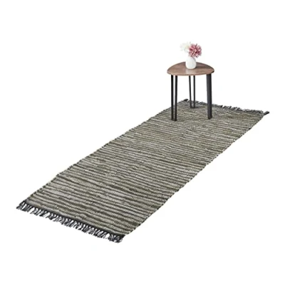 Abbildung von Relaxdays Flickenteppich, 80x200 cm, Baumwolle &amp; Leder, Teppichläufer, Fransen, rutschfest, Fleckerlteppich, grün/beige