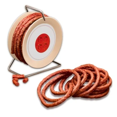 Abbildung von WURSTBARON® Wurst Kabeltrommel, 3,5 m nach Krakauer Art, inkl. Nachfüllpack, hochwertige Qualität und rauchiges Aroma, lustiges Geschenk, 2 x 240 g