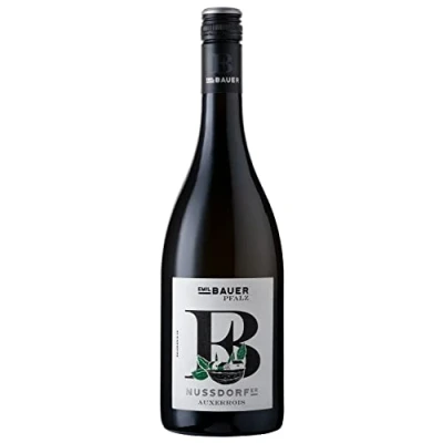 Abbildung von Emil Bauer Nussdorf Auxerrois, Trockener Weißwein aus der Pfalz (1 x 0.75l)