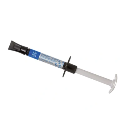Abbildung von GRADIA PLUS Paste Light Body LB ED 3,3 ml