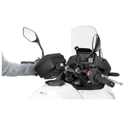 Abbildung von Shad Click System Tankadapter K013CS für KTM 890 SMT