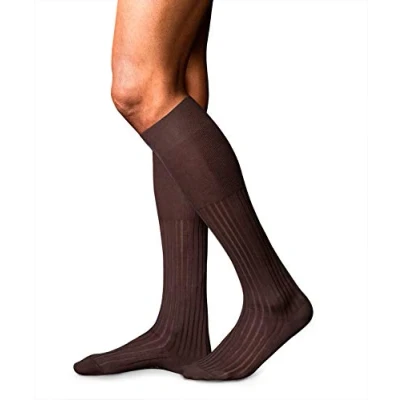 Abbildung von Falke NO. 13 Finest Piuma Cotton Kneehigh Socken, Herren, Größe: 41/42, Brown