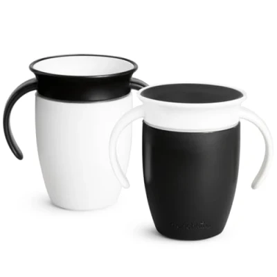 Abbildung von Munchkin Miracle 360 6+ Month 7oz Baby Sippy Cups (2 Pack). Free Flow Beaker for Toddlers. Trainer Cup, BPA Free, Spill Dishwasher Safe Water Bottle with Easy Grip Handles. (Black/White)