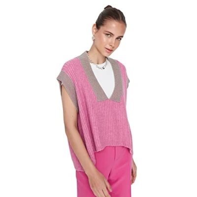 Abbildung von TRENDYOL Damen V neck Plain Regular Vest Sweater, Rosa, S EU