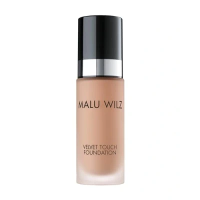 Abbildung von Malu Wilz Velvet Touch Foundation Delicious Toffee Beige 12