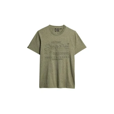 Abbildung von Superdry Embossed Graphic Tshirt print, Herren, Größe: Small, Hushed olive grit