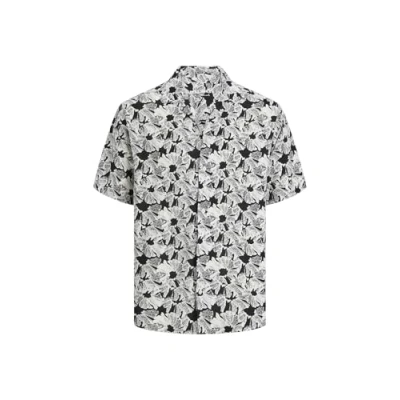 Abbildung von JACK &amp; JONES Herren Jorluke Party AOP Shirt Ss Blk Kurzarmhemd, Cloud Dancer, L