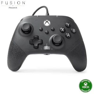 Abbildung von PowerA FUSION Pro 4 Kabelgebundener Controller für Xbox Series XS, höhenverstellbare Daumensticks, Halleffekt belegbare Tasten, offiziell lizenziert