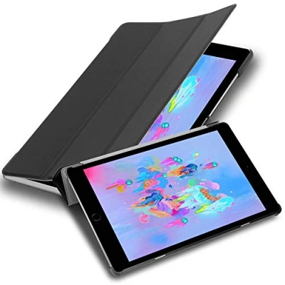 Abbildung von Cadorabo Hülle kompatibel mit Apple iPad PRO (9.7 Zoll) Tablethülle Auto Wake Up aus Premium Kunst Leder Flip Klappbare Stoßfeste Magnetische Cover für Tasche in Schwarz