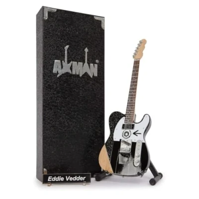 Abbildung von Eddie V (Pearl Jam) Miniatur Gitarren Nachbildung Musikgeschenke Handgefertigte Ornamente im Maßstab 1/4 inklusive Displaybox, Namensschild und Gitarrenständer