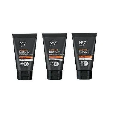 Abbildung von No7 Men Energizing Gradual Tan Feuchtigkeitspflege, LSF 15 x 50 ml, 3 Stück