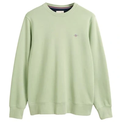 Abbildung von Gant Sweatshirt REG SHIELD C NECK SWEAT mit Logostickerei auf der Brust