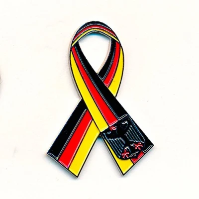 Abbildung von hegibaer Große Deutschland Schleife Ribbon Loop Nostalgie Retro Edel Pin Anstecker 0868