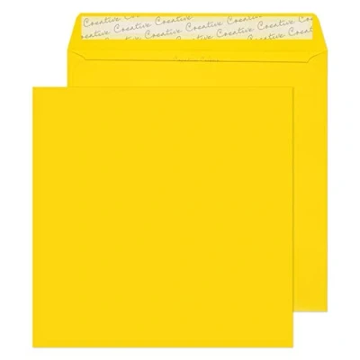 Abbildung von Blake Creative Colour 503 Quadratsicher Briefumschläge Haftklebung Bananengelb 220 x mm 120g/m² 250 Stück