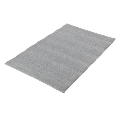 Abbildung von Kleine Wolke Badematte &quot;Tikka&quot;, Höhe 5 mm, rutschhemmend beschichtet, fußbodenheizungsgeeignet, Badteppich, Uni Farben, gestreift, Hoch Tief Effekt