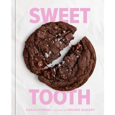 Abbildung von Sweet Tooth: 100 Desserts to Save Room For (A Baking Book)