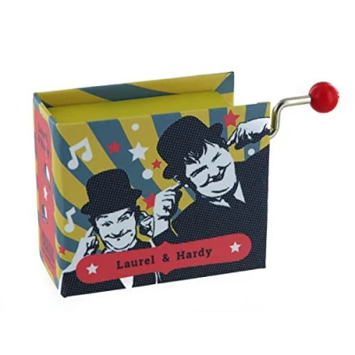 Abbildung von Spieluhr/Spieldose/Musikbox mit Handkurbel in Form eines verstärkten Kartonbuchs 18 Ton Spielwerk Dance of the Cuckoos Hauptthema von Laurel und Hardy (Stan Ollie)