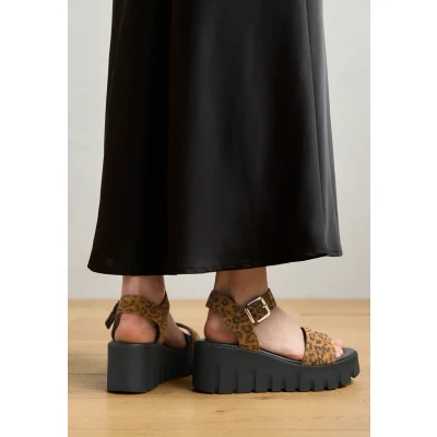 Abbildung von Tamaris Keilsandalette brown/multicoloured, Damen, Größe: 37, Brown/multi coloured Schuhe