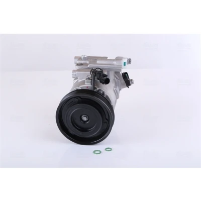 Abbildung von NISSENS 890684 Kompressor DV12 12 PAG 46 R 134a
