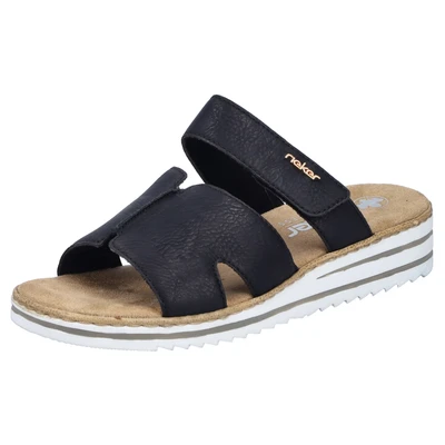 Abbildung von Rieker Pantolette Sommerschuh, Keilabsatz, Hausschuh, Schlappen mit softer Innensohle