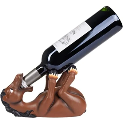 Abbildung von BRUBAKER Weinflaschenhalter Durstiges Pferd, (1 St), Flaschenhalter Trinkende Tiere Flaschenständer lustig Deko Figur Handbemalt Bar Weinzubehör Witzige Dekoration Wein Geschenk für Reiter