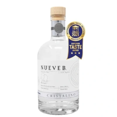 Abbildung von NUEVE B Cristalino Premium Tequila aus 100% Agave Gewinner des Superior Taste Award Handgefertigt in Limitierte Auflage 38% vol. 0,7l Flasche