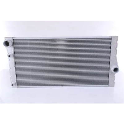Abbildung von NISSENS 60769 Kühler, Motorkühlung Aluminium 606 310 32 Kühlrippen gelötet BMW: 5 Limousine, Touring, GT