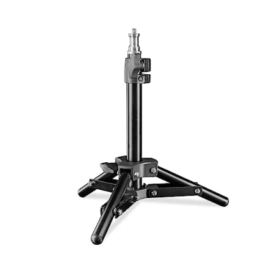 Abbildung von Walimex pro Lampenstativ 40 cm Kompaktes leichtes Mini Lichtstativ Leuchtenstativ, Höhe max. 42cm, 2,5 kg Traglast, Aluminium, Gewicht nur 335g, für Fotografie Studio Outdoor
