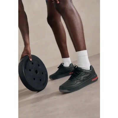 Abbildung von Under Armour Sport Court Trainingsschuh, Herren, Größe: 43, Black Schuhe