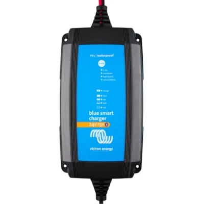 Abbildung von Victron Energy Blue Smart IP65 24 Volt 13 Amp 230V, Batterie Ladegerät, Bluetooth (CEE 7/16)