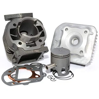 Abbildung von Easyboost Zylinder Kit 50 ccm Grauguss für MBK Booster Bw’s bis/ab 2004 Slider Stunt Rocket Next Minarelli stehend mit Zylinderkopf Kolben Kolbenringe