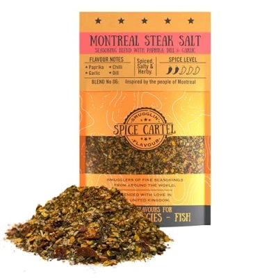Abbildung von Spice Cartel&#039;s Montreal Steak Salt. Eine würzige, salzige Gewürzmischung für rotes Fleisch. 100 g wiederverschließbare Packung, Seasons 3 kg+ Protein.