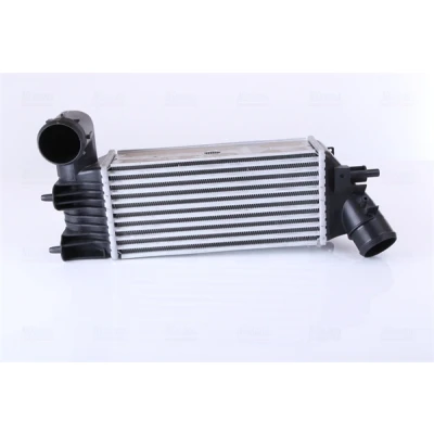 Abbildung von NISSENS 96765 Ladeluftkühler CITROËN: C5 I Schrägheck