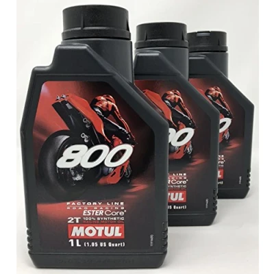 Abbildung von MOTUL Moto 2T 104041 800 Factory Line Road Racing, 3 Liter (3 x 1 l)