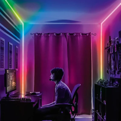 Abbildung von Ledvance NEON FLEX 2M LED Streifen, weiß, 4,7W, 45lm, RGB Farbsteuerung, homogene Lichtverteilung, USB Anschluss, lange Lebensdauer, einfache Montage, für Innenanwendung, Schutzklasse IP20
