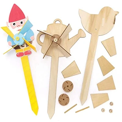 Abbildung von Baker Ross FE516 Windmühlen Kits aus Holz, 4 Stück, für Kinder Kunst und Bastelprojekte, Holzhandwerk zum Dekorieren, Personalisieren Ausstellen