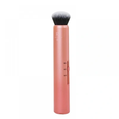 Abbildung von Real Techniques Custom Complexion Foundation + Concealer Brush