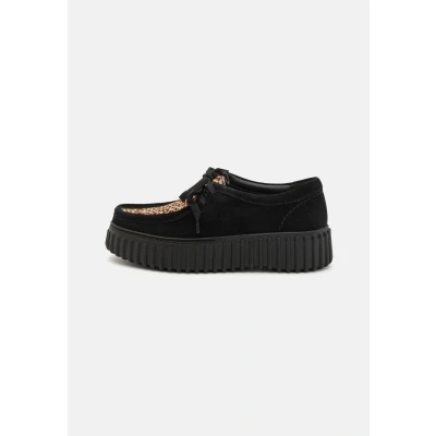 Abbildung von Clarks Torhill BEE Sportlicher Schnürer multicoloured, Damen, Größe: 39, Multi/coloured Veloursleder