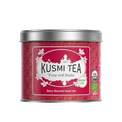Abbildung von Kusmi Tea Vier Rote Früchte Bio Schwarzer Tee Aromatisiert mit Erdbeeren, Himbeeren, Roten Johannisbeeren und Kirschen Loser 100 g Metalldose Menge für etwa 50 Tassen