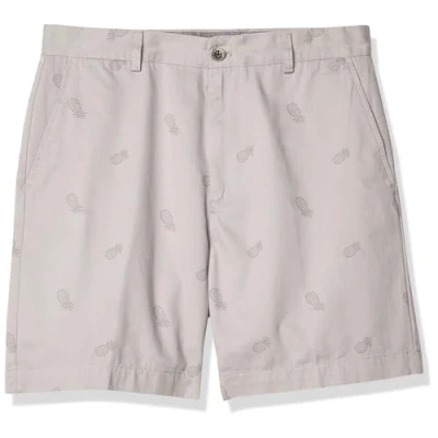 Abbildung von Amazon Essentials Herren Klassisch geschnittene Chinoshorts 18 cm, Grau Ananas, 33W