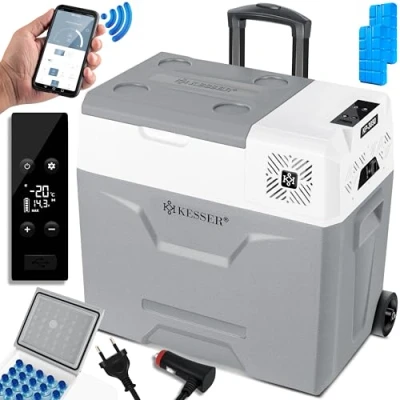 Abbildung von KESSER® Kompressor Kühlbox elektrisch Gefrierbox, 50 Liter Mit APP Steuerung USB Anschluss 12/24 V 230V, +Teleskopstange, 2X Kühlakkus Räder Kühlschrank Kühlung bis 20 C für Auto, LKW, Boot