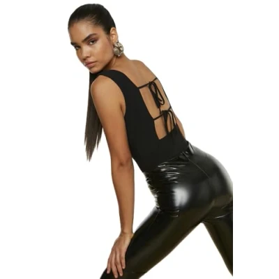 Abbildung von Trendyol Damen Woman Fitted Standard V Neck Woven Bodysuit Hemd, Schwarz, 38 EU