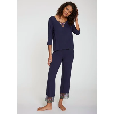 Abbildung von LASCANA Pyjama, (2 tlg.), Spitze mit zauberhafter Blumenstickerei